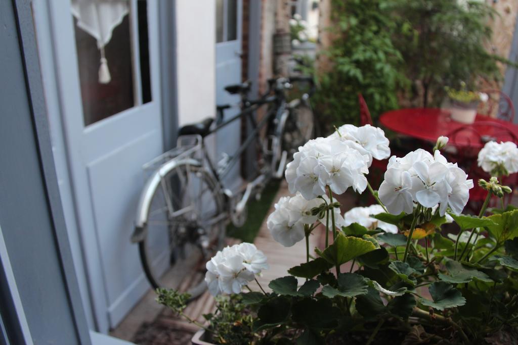Bed and Breakfast Les Capucines Abbeville Exterior foto